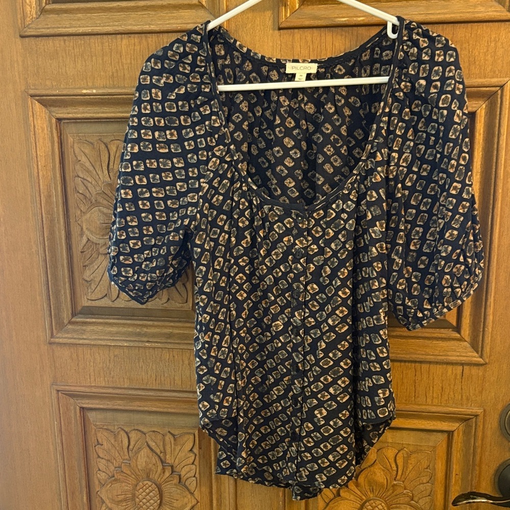 Pilcro Navy and Beige Patterned Blouse